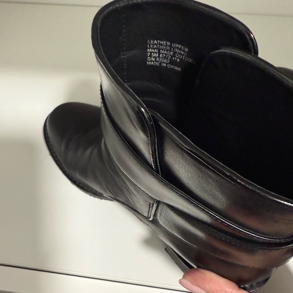 Tory Burch Kira Bootie - Picture 6 of 7